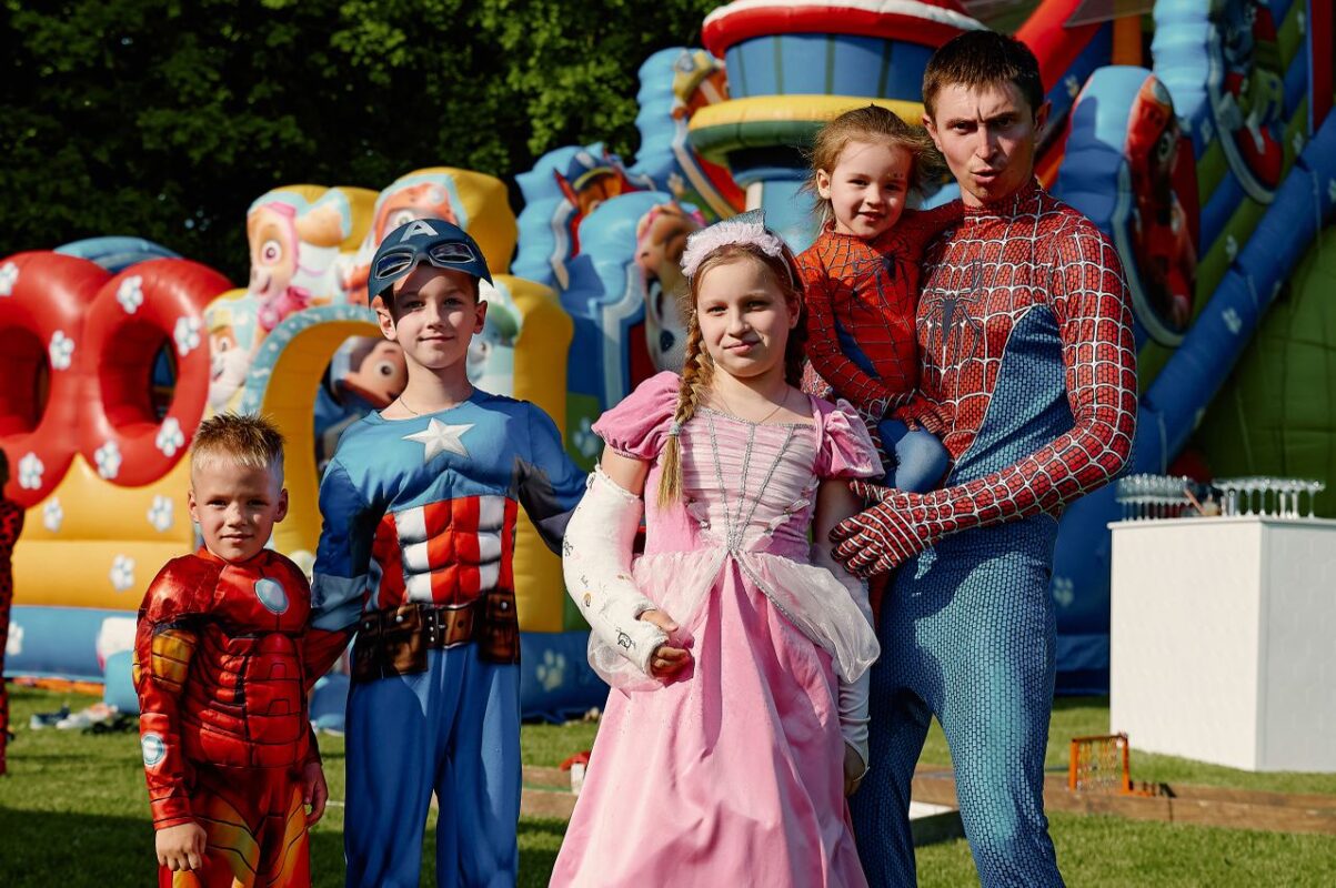 Top 10 Kinderspiele, die jede Veranstaltung spannend und unvergesslich machen: